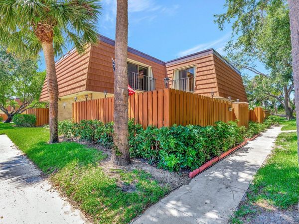 3016 30th Court, Jupiter, FL 33477