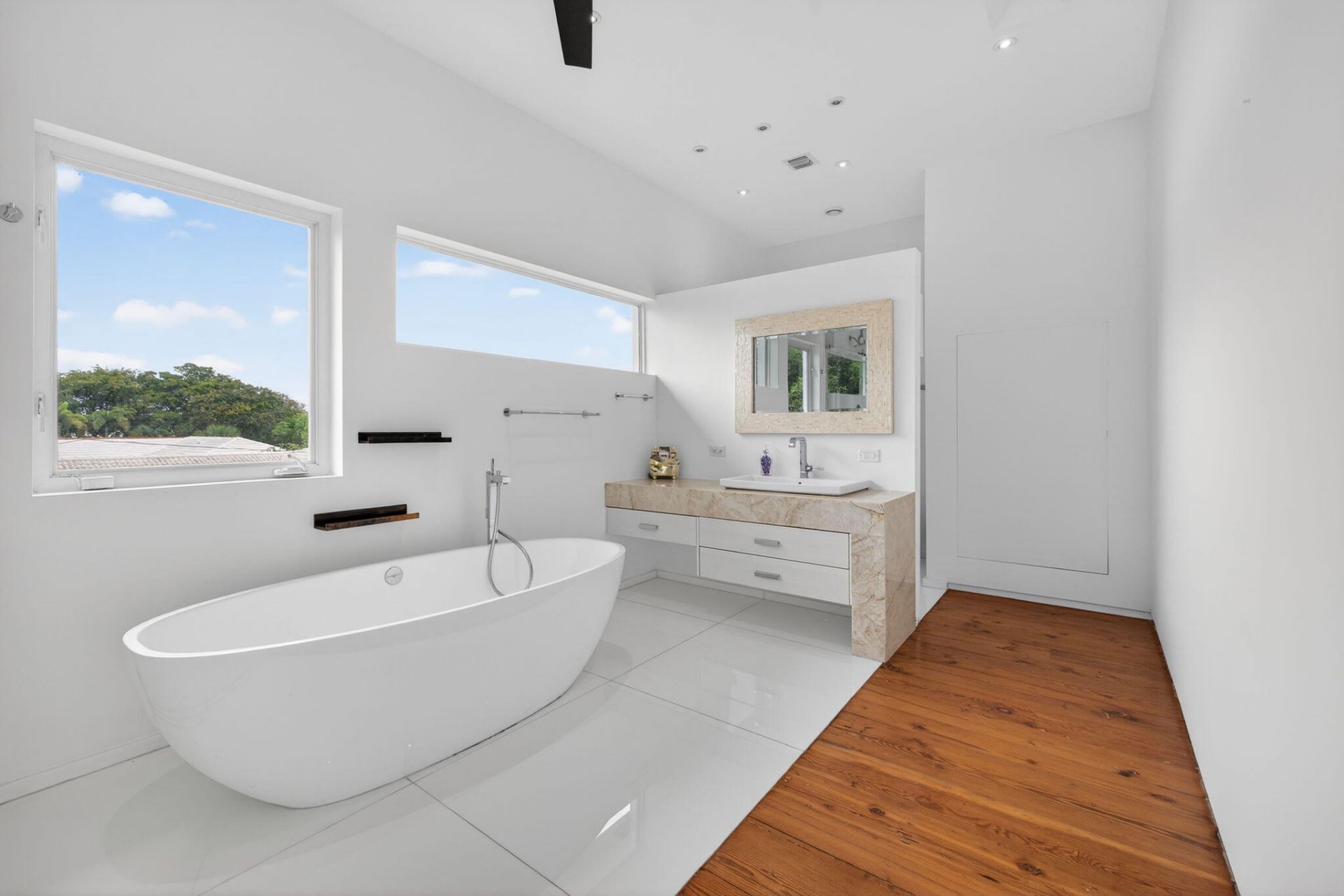 4801 NE 29th Avenue, Fort Lauderdale, FL 33308 Photo