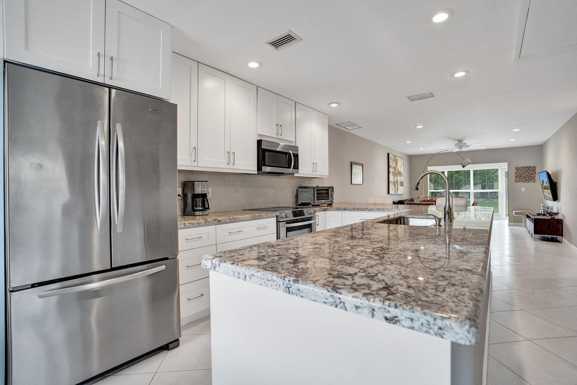 8620 Chevy Chase Drive, Boca Raton, FL 33433 Photo