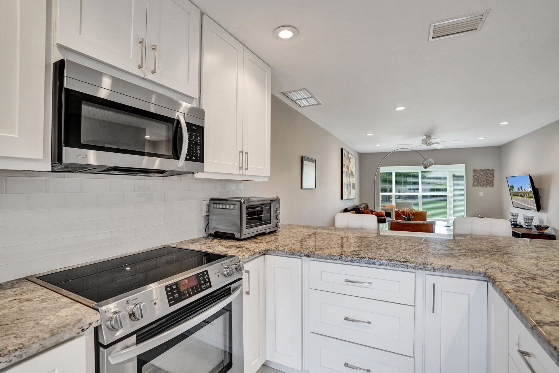 8620 Chevy Chase Drive, Boca Raton, FL 33433 Photo