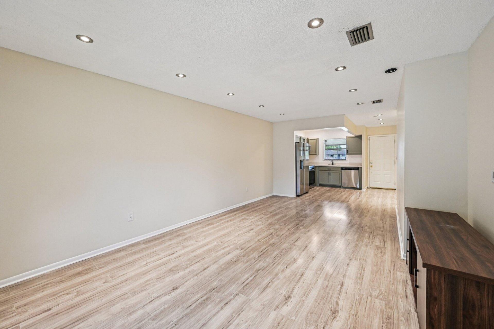 6001 Shakerwood Circle, Unit 203, Tamarac, FL 33319 Photo