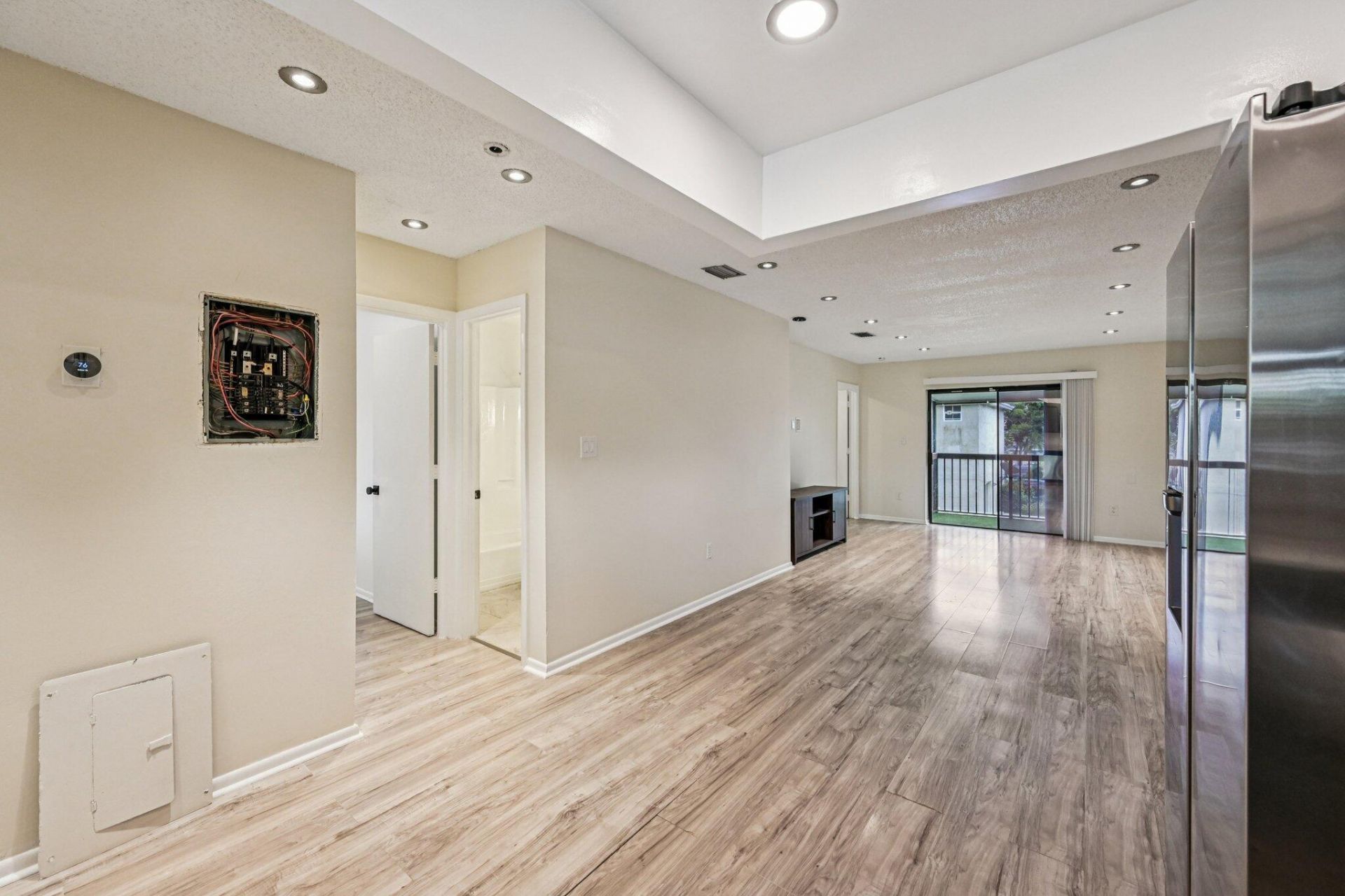 6001 Shakerwood Circle, Unit 203, Tamarac, FL 33319 Photo