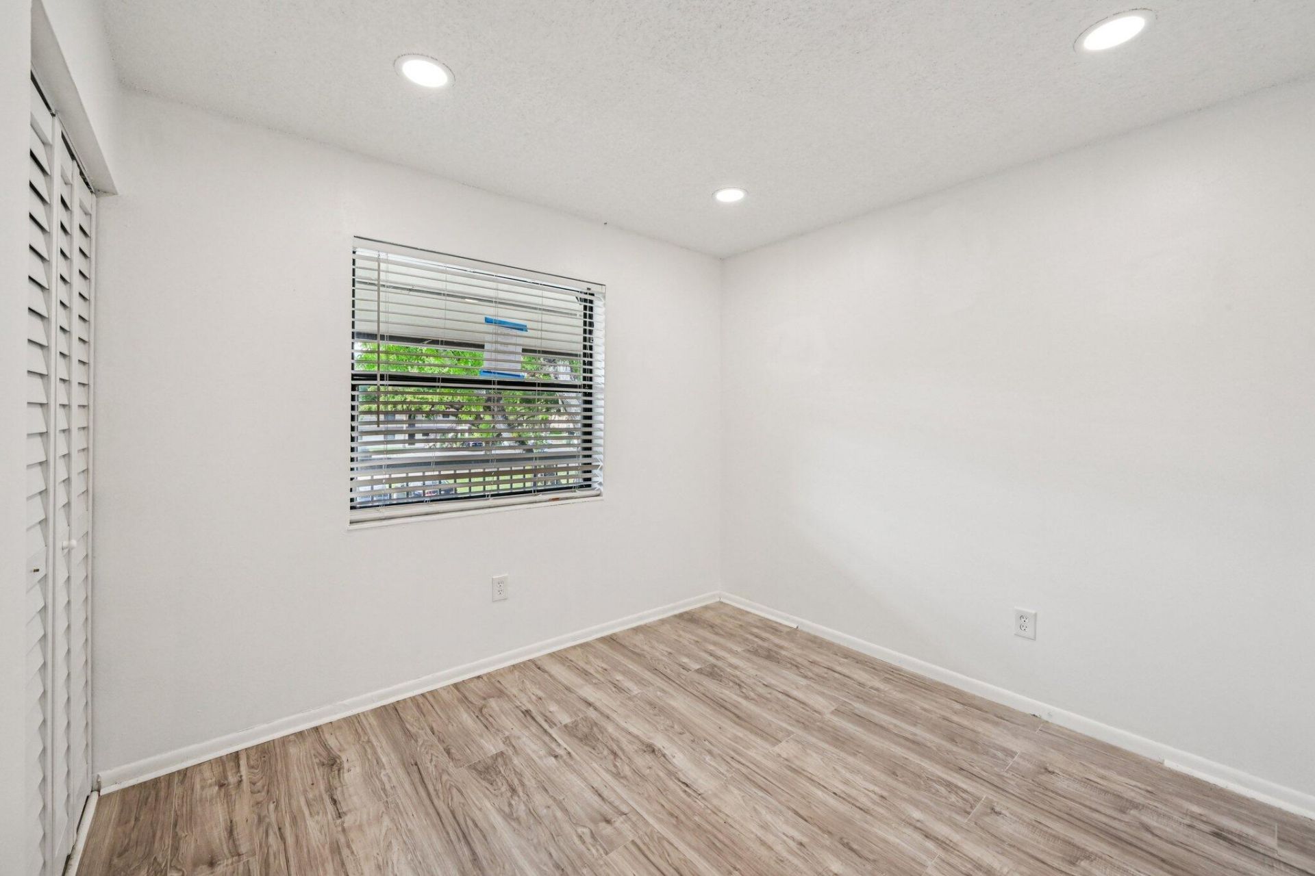 6001 Shakerwood Circle, Unit 203, Tamarac, FL 33319 Photo