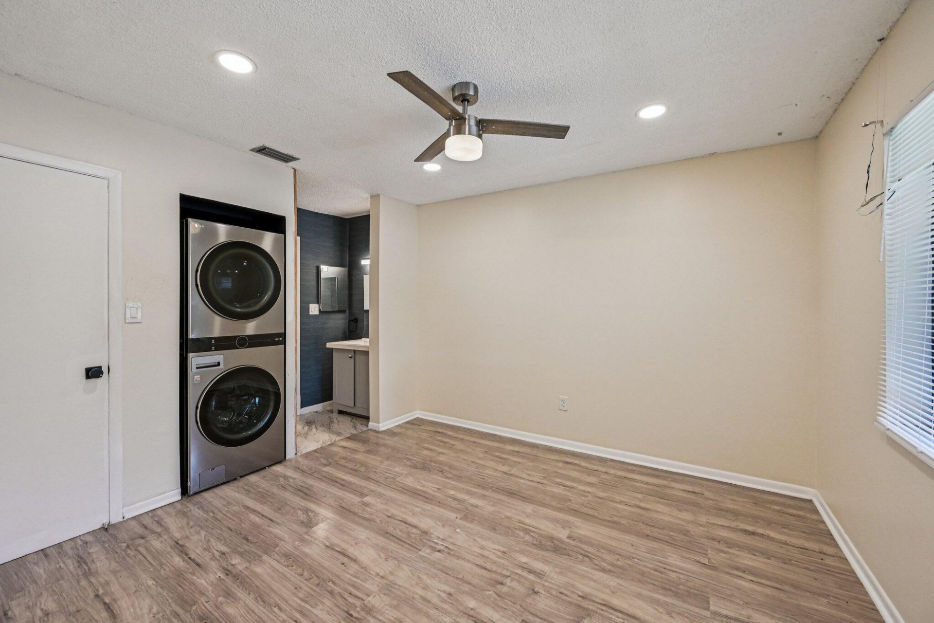 6001 Shakerwood Circle, Unit 203, Tamarac, FL 33319 Photo
