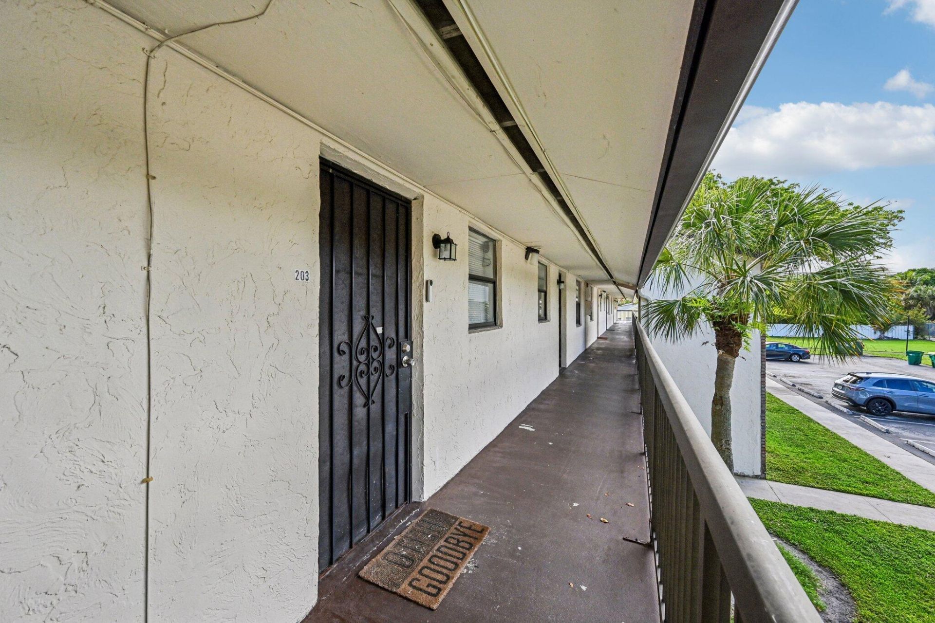 6001 Shakerwood Circle, Unit 203, Tamarac, FL 33319 Photo