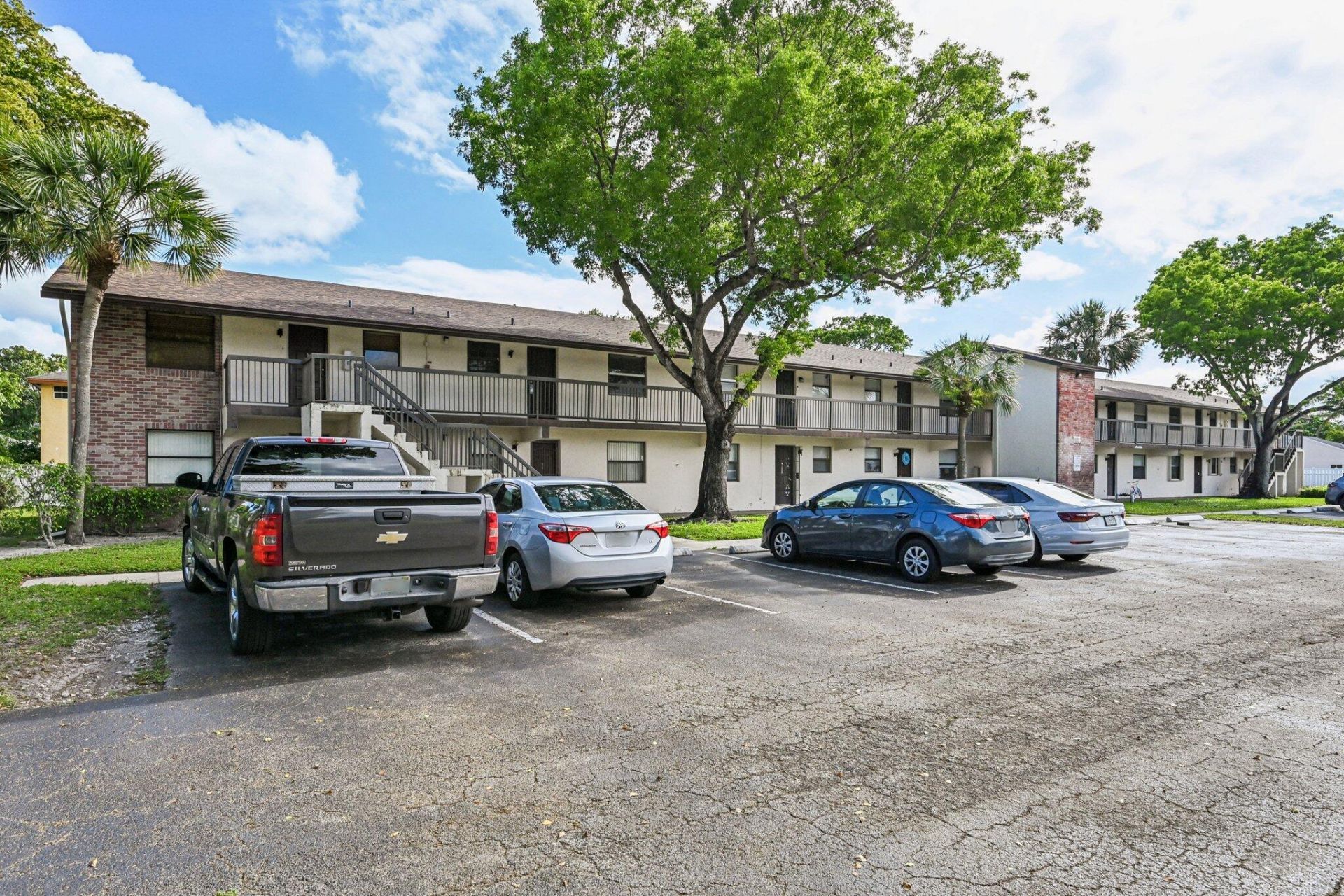6001 Shakerwood Circle, Unit 203, Tamarac, FL 33319 Photo