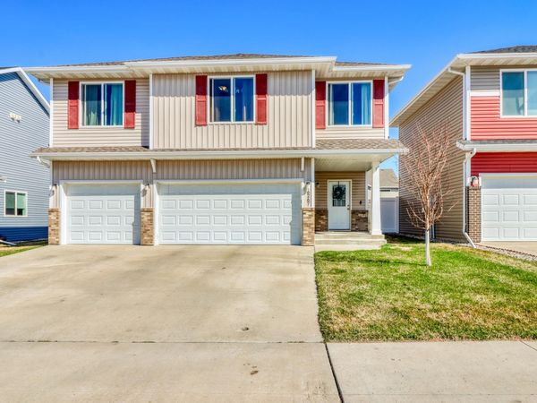 6267 59th Avenue S, Fargo, ND 58104
