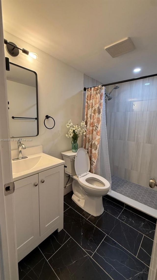 17530 NW 68th Ave , Unit C3008, Hialeah, FL 33015 Photo