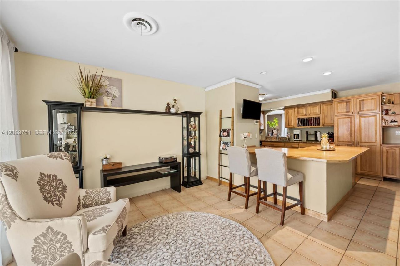 1925 N 39th Ave , Hollywood, FL 33021 Photo