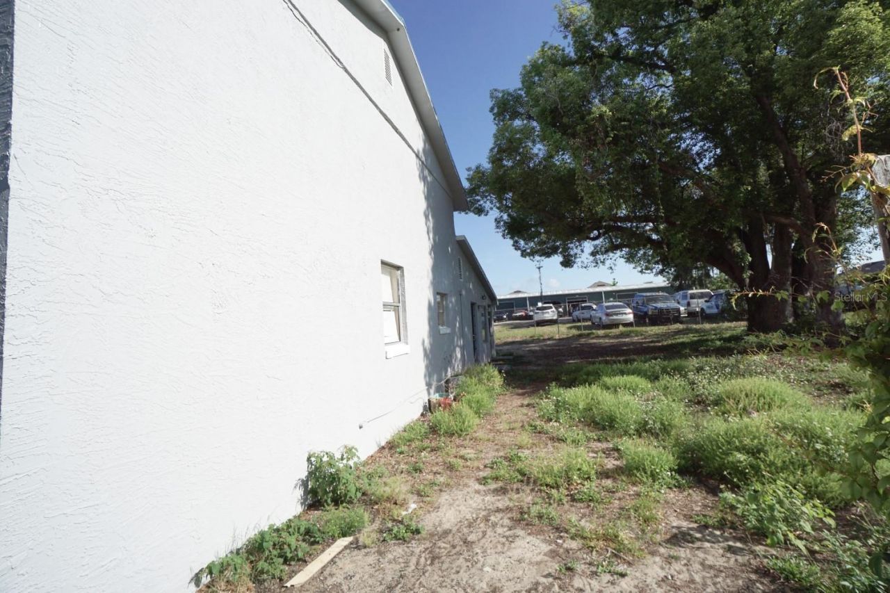 53 Bluff Lake Road , Mascotte, FL 34753 Photo