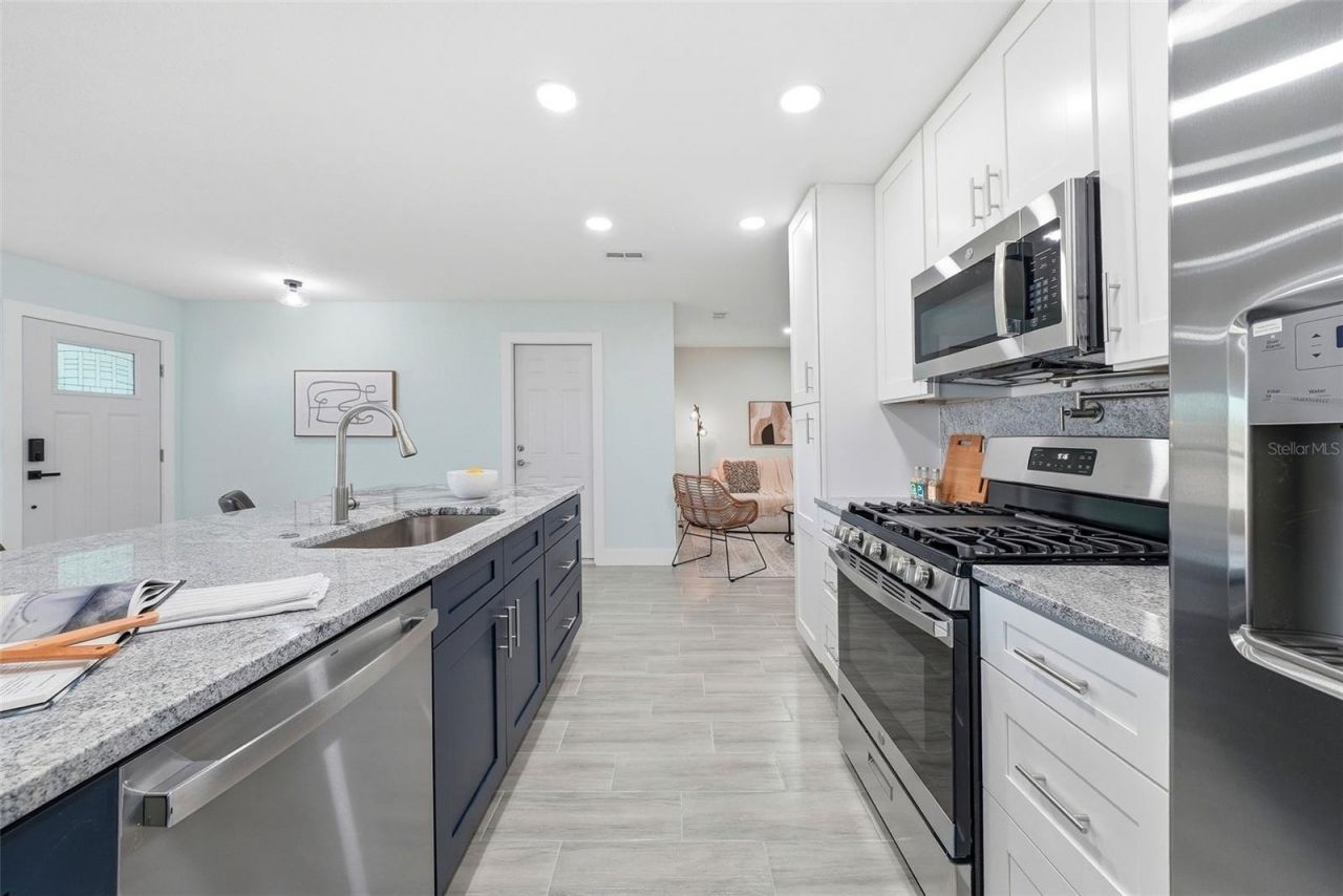 5611 Venetian Boulevard Ne, Saint Petersburg, FL 33703 Photo