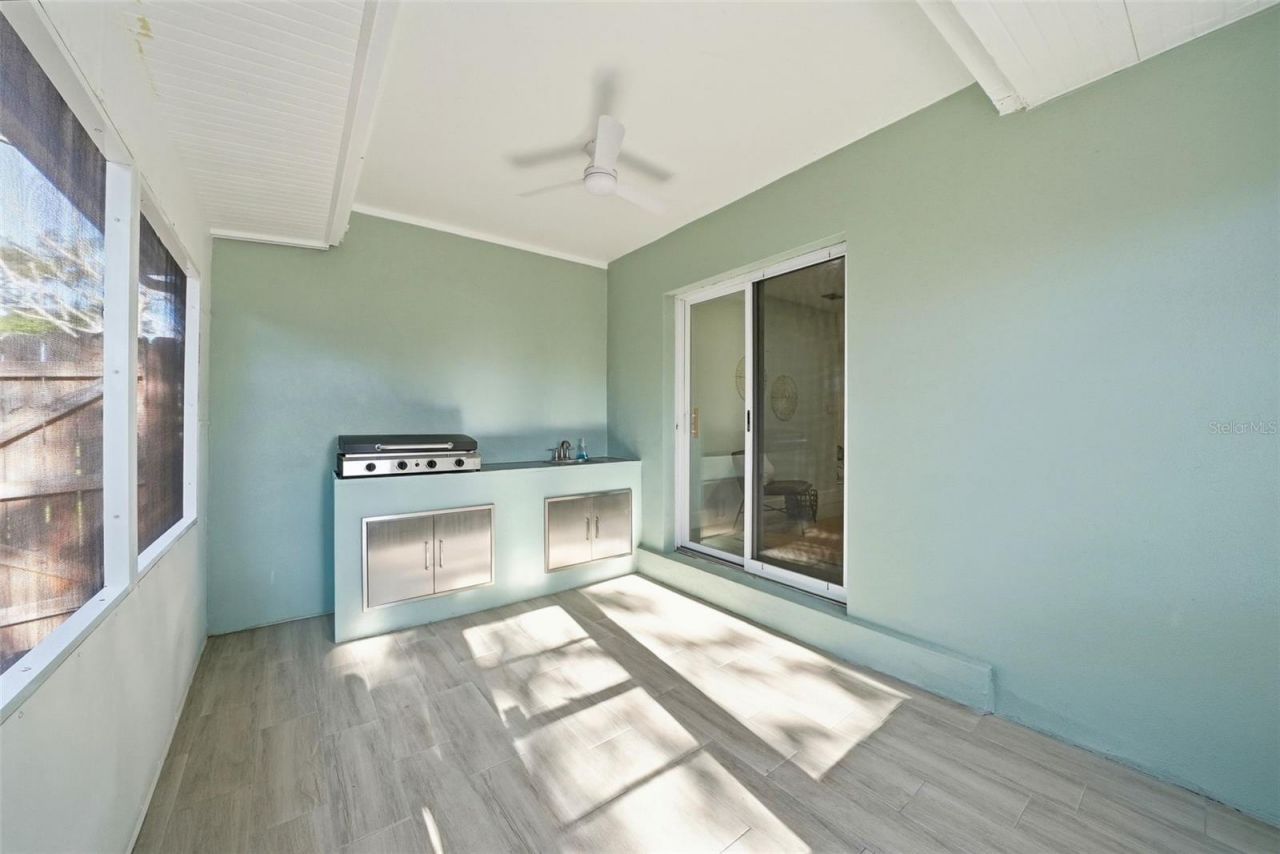 5611 Venetian Boulevard Ne, Saint Petersburg, FL 33703 Photo