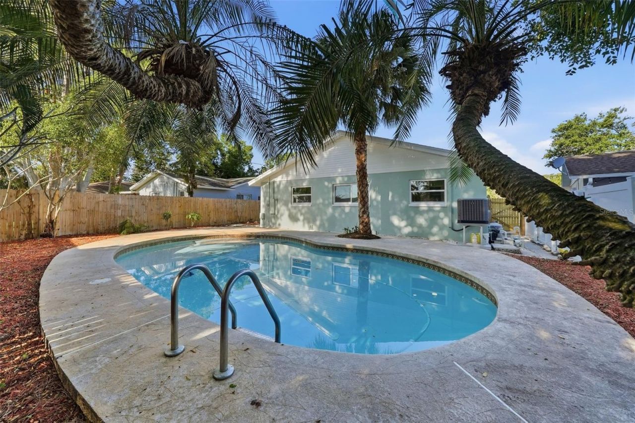 5611 Venetian Boulevard Ne, Saint Petersburg, FL 33703 Photo