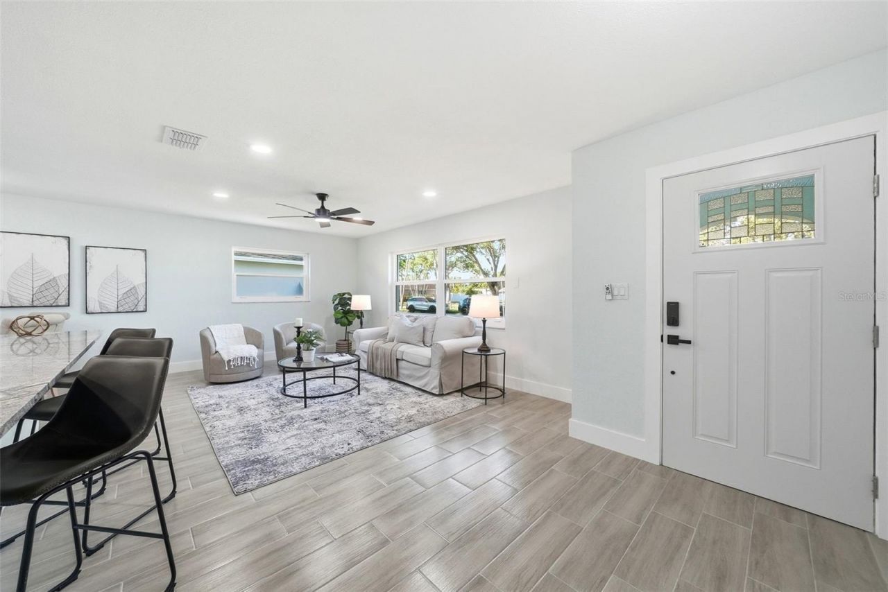 5611 Venetian Boulevard Ne, Saint Petersburg, FL 33703 Photo