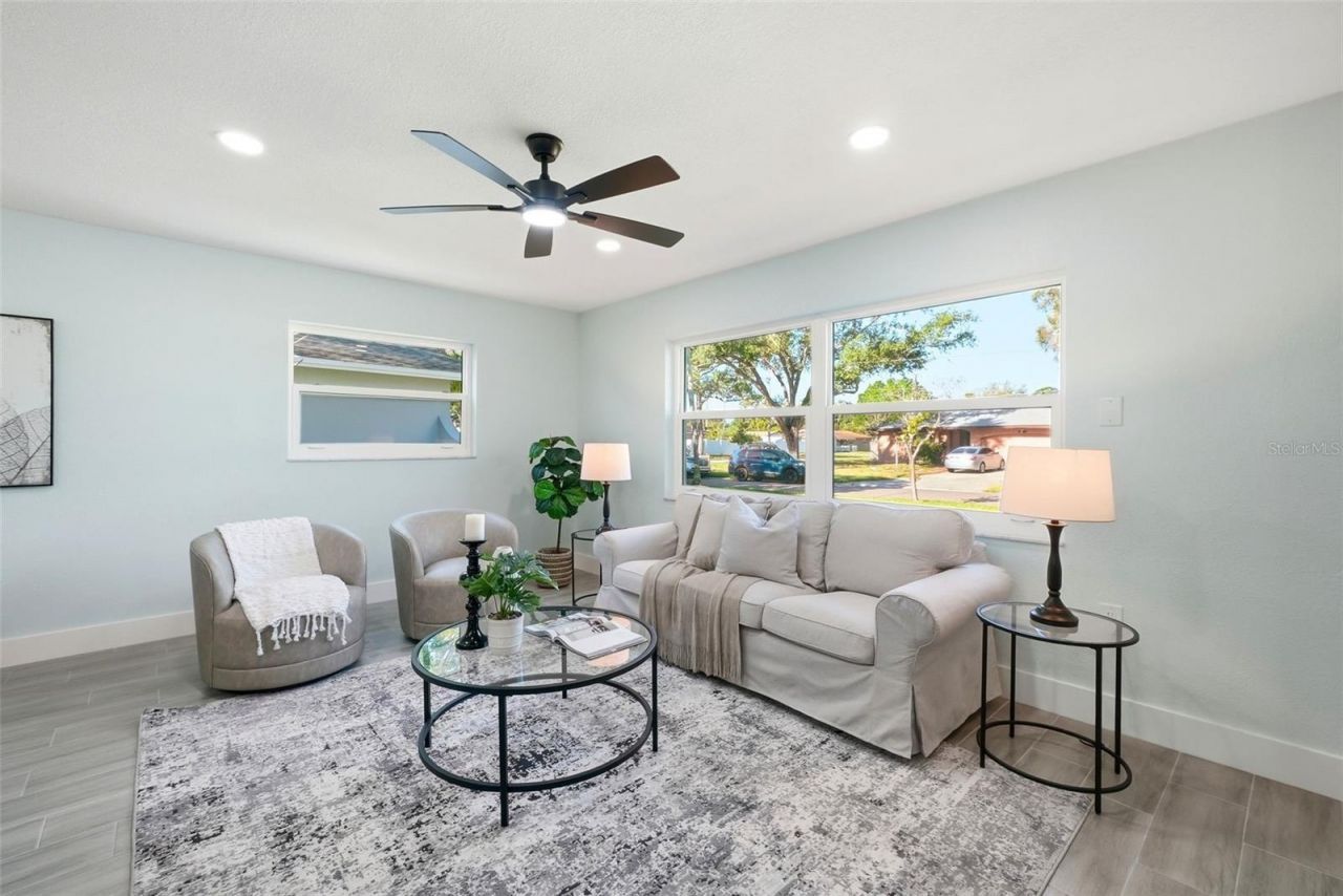 5611 Venetian Boulevard Ne, Saint Petersburg, FL 33703 Photo