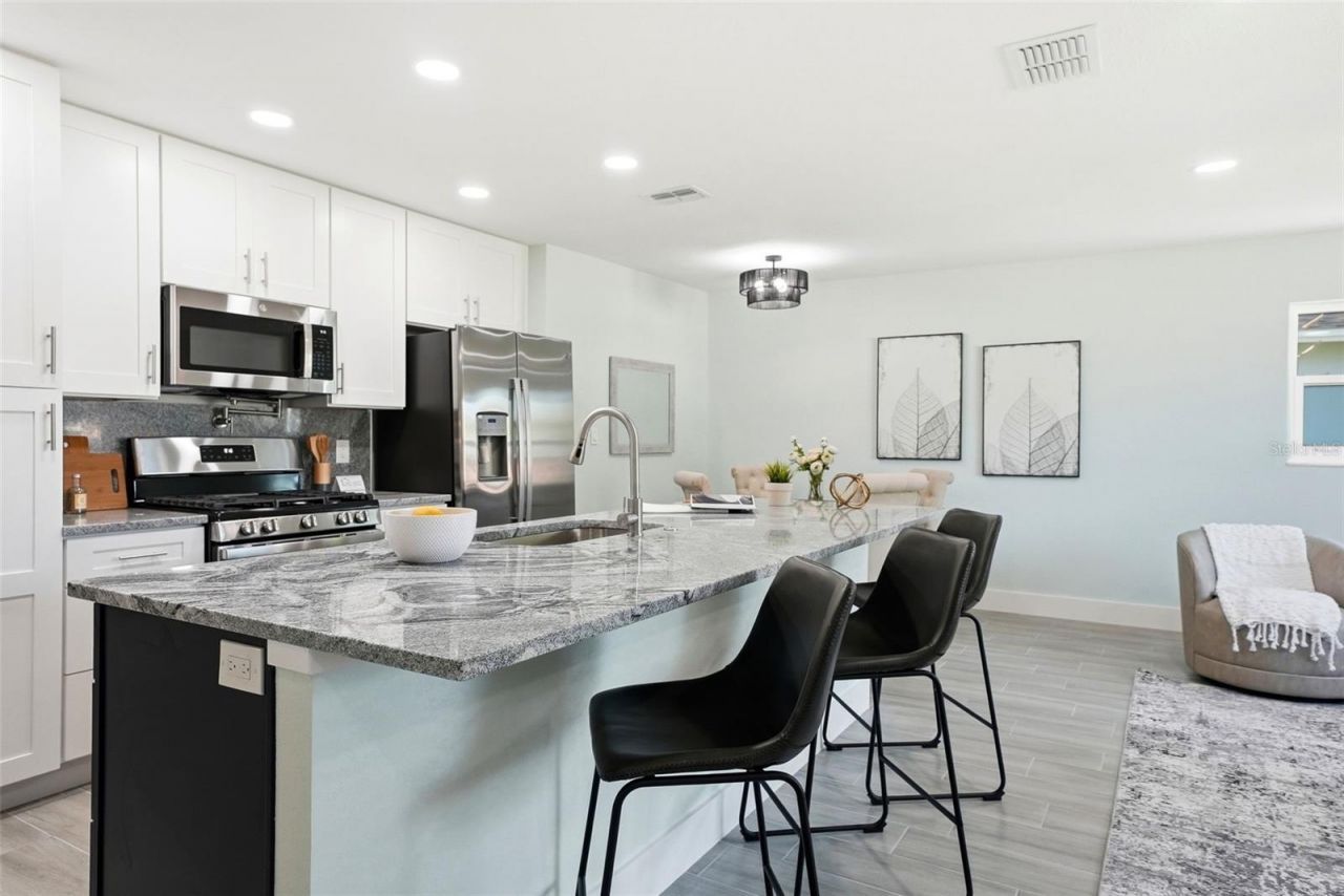 5611 Venetian Boulevard Ne, Saint Petersburg, FL 33703 Photo