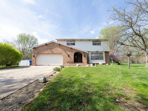 906 Honeysuckle Lane, Michigan City, IN 46360