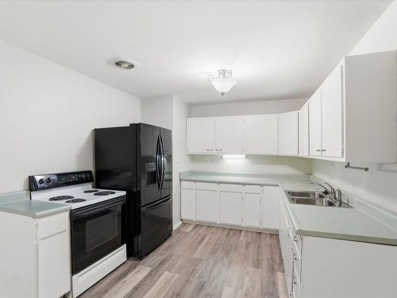 842 W 6th Street, Marysville, OH 43040 Photo 10