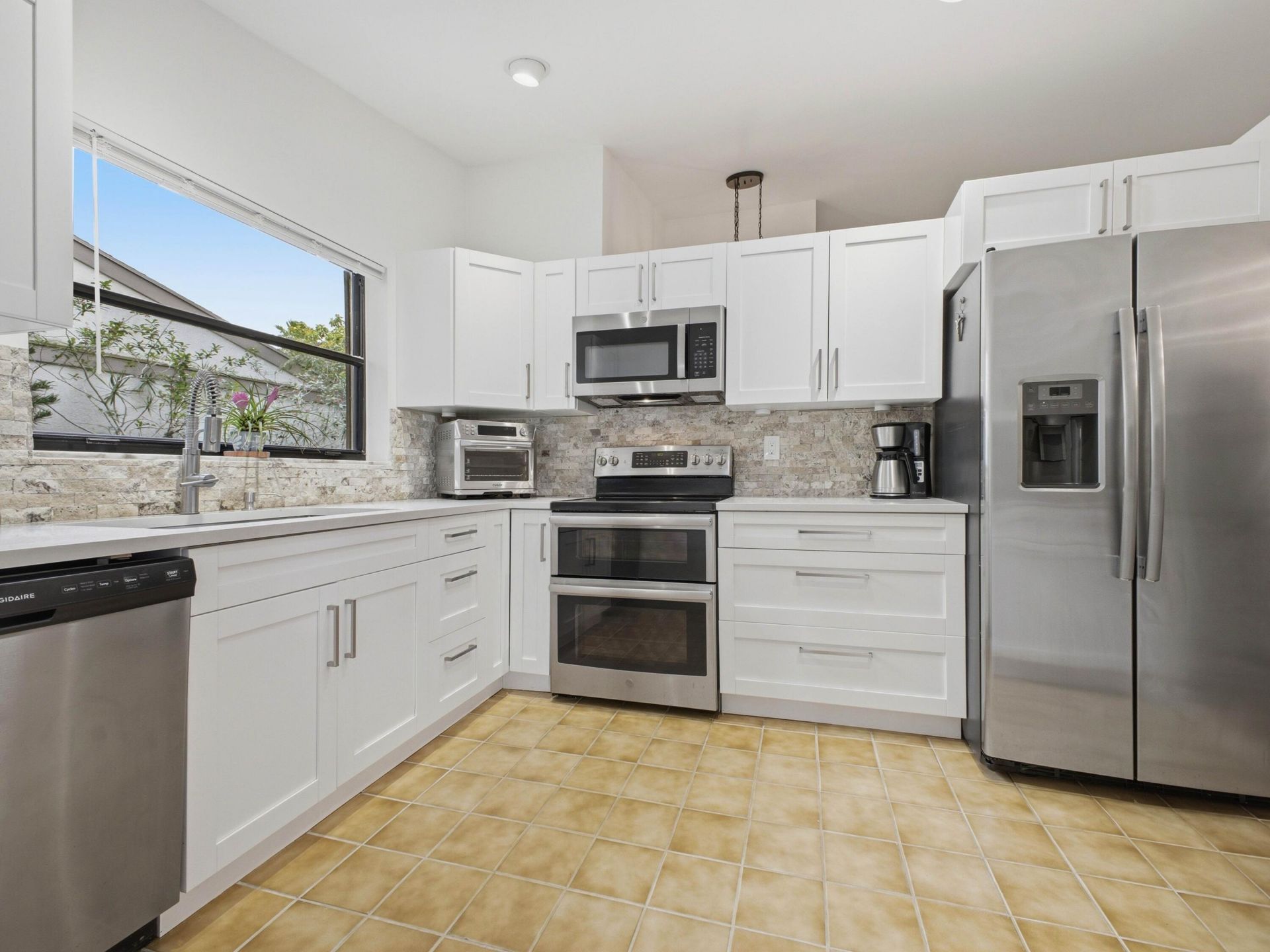 56 Baytree Circle, Boynton Beach, FL 33436 Photo