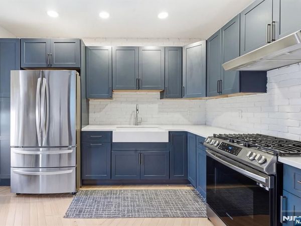 527 N 3rd Street, EAST NEWARK, NJ 07029