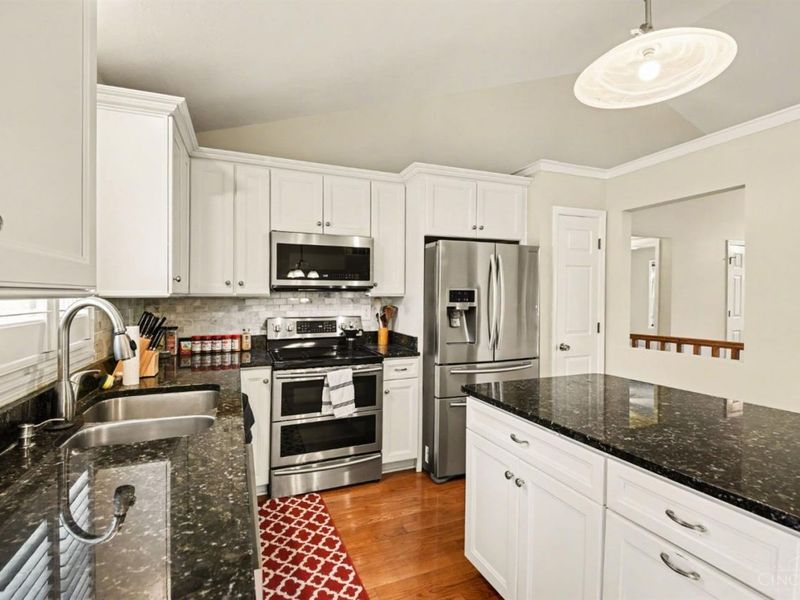 3623 Reemelin Rd, Cincinnati, OH 45211 Photo 10