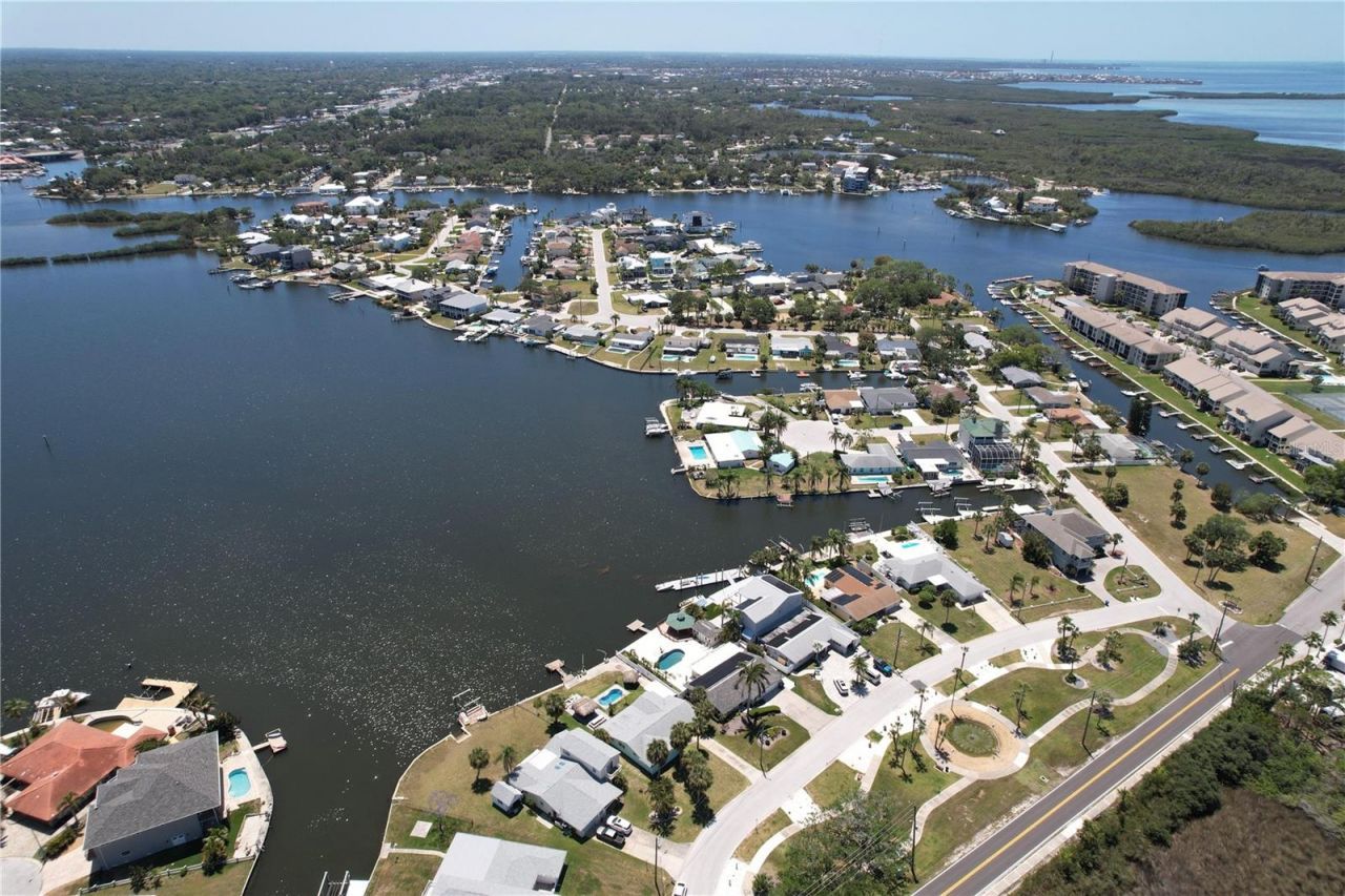 4930 Bay Park Drive , Port Richey, FL 34668 Photo