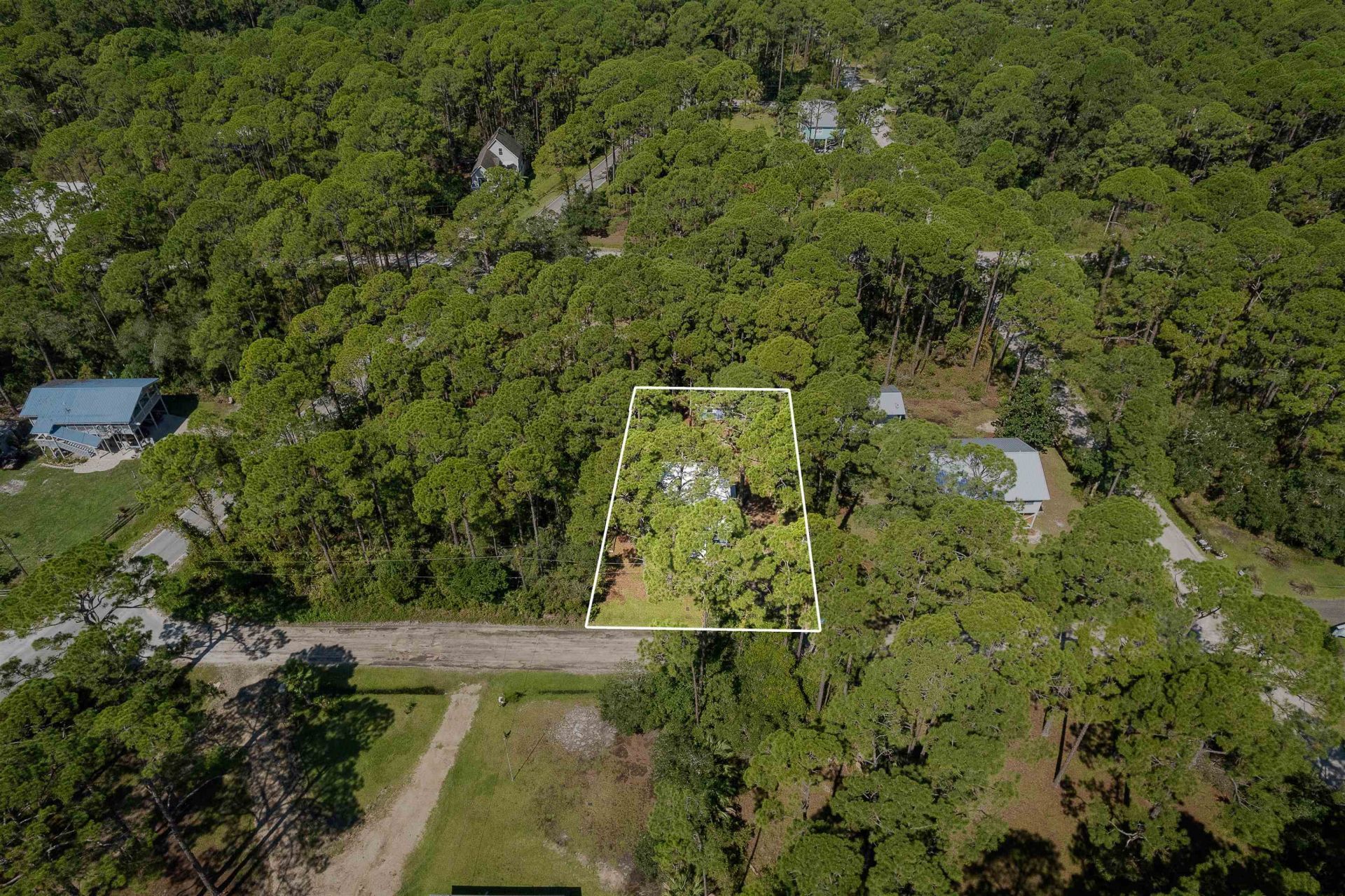 18 Suwannee Avenue, Panacea, FL 32346 Photo