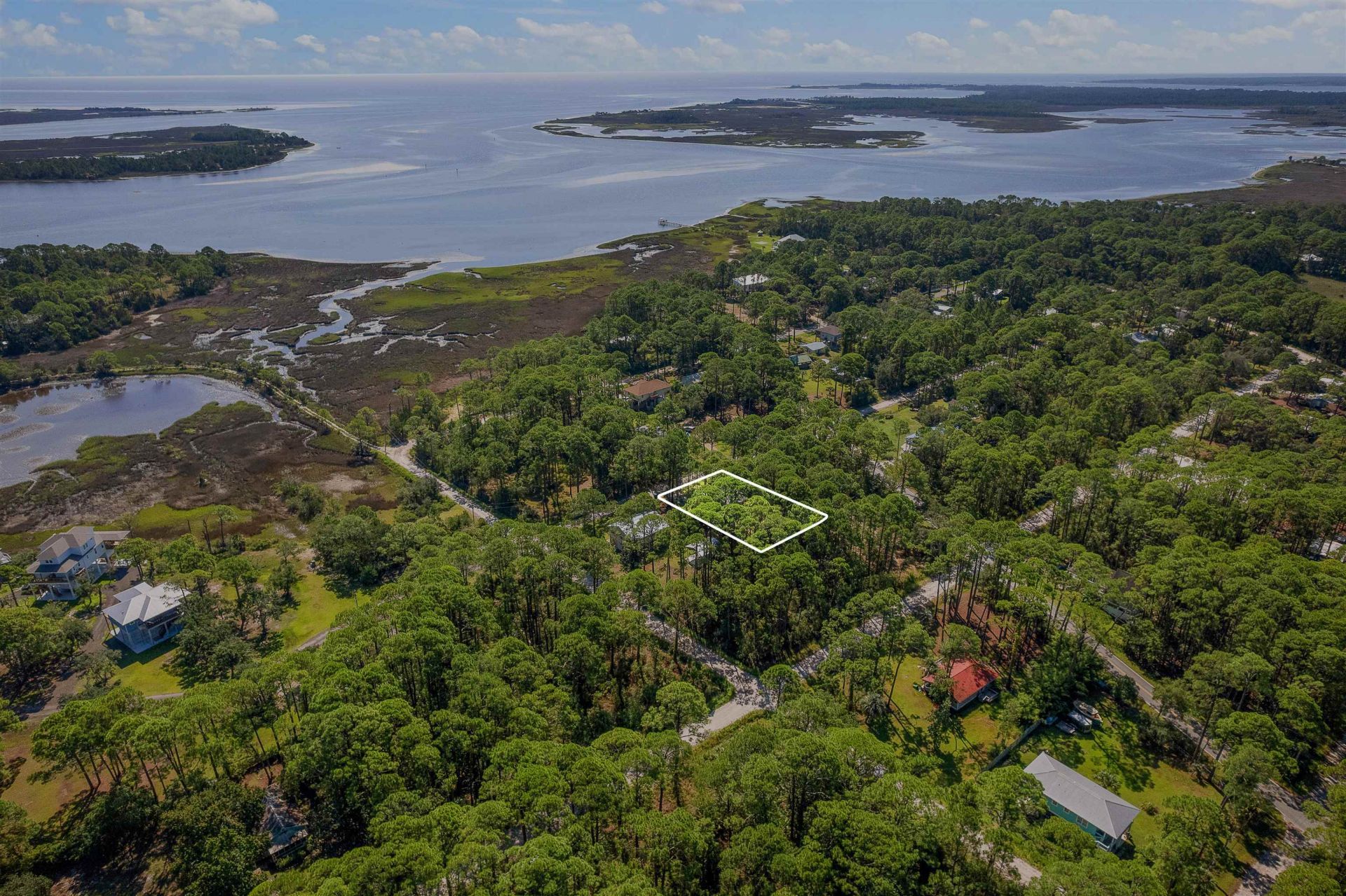 18 Suwannee Avenue, Panacea, FL 32346 Photo