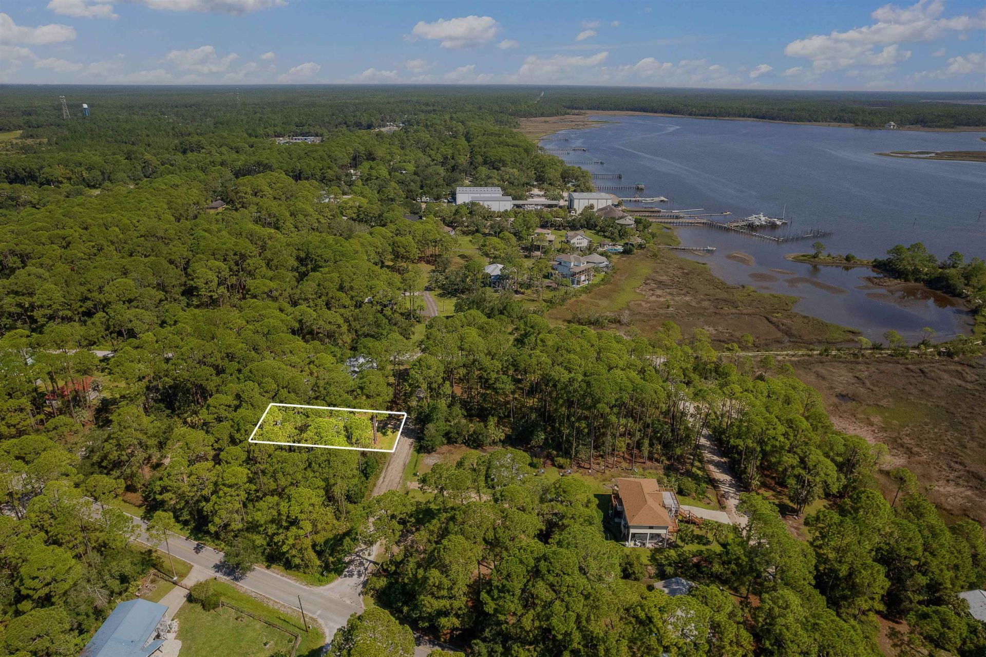18 Suwannee Avenue, Panacea, FL 32346 Photo
