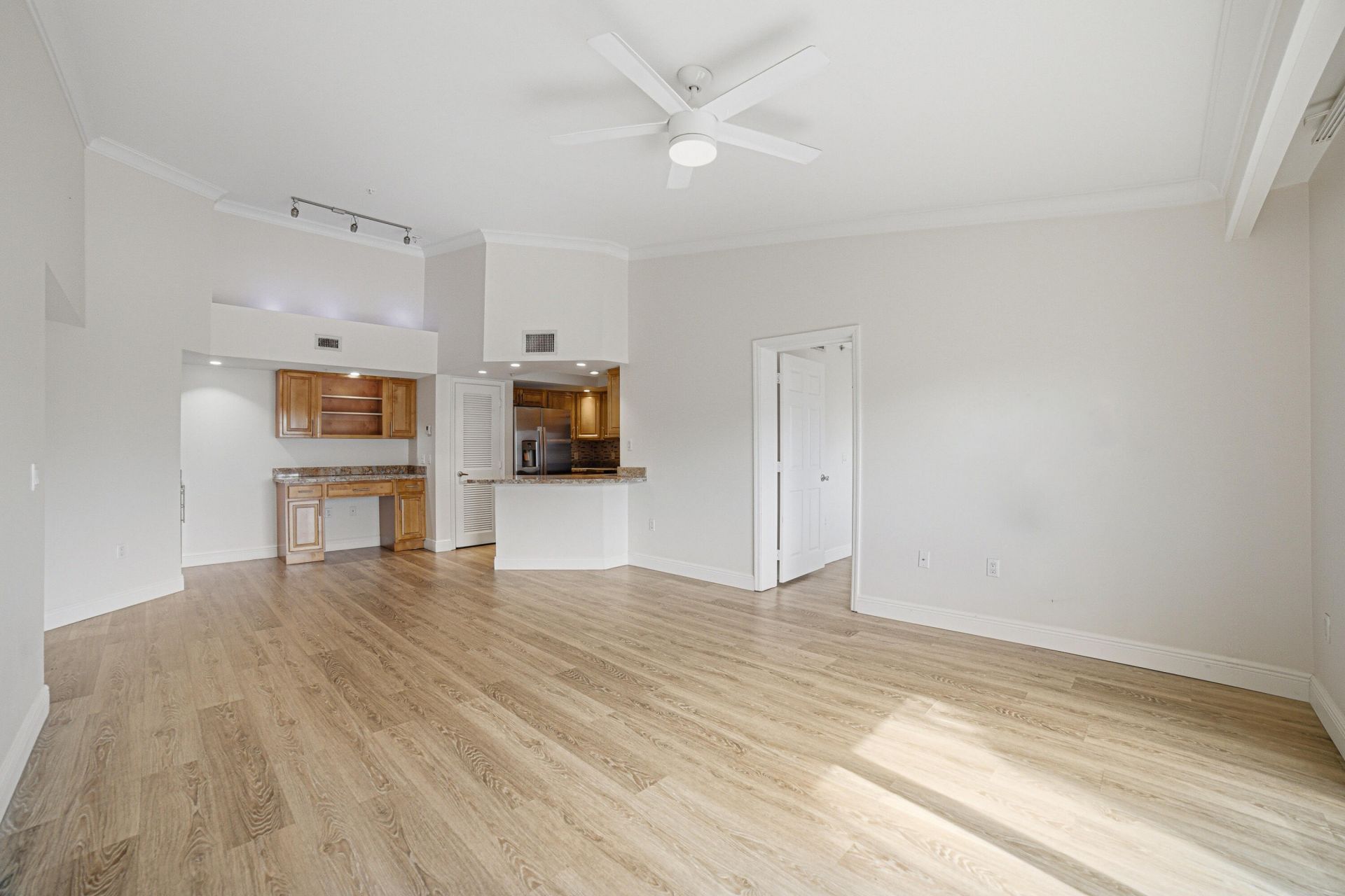 2009 SE 10th Avenue, Unit 309, Fort Lauderdale, FL 33316 Photo