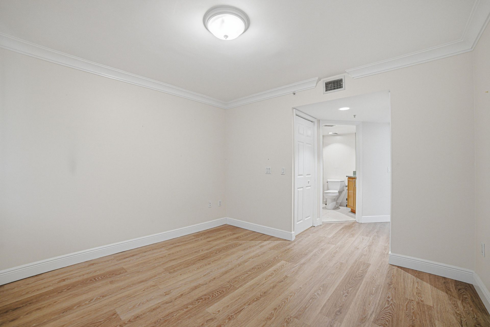 2009 SE 10th Avenue, Unit 309, Fort Lauderdale, FL 33316 Photo