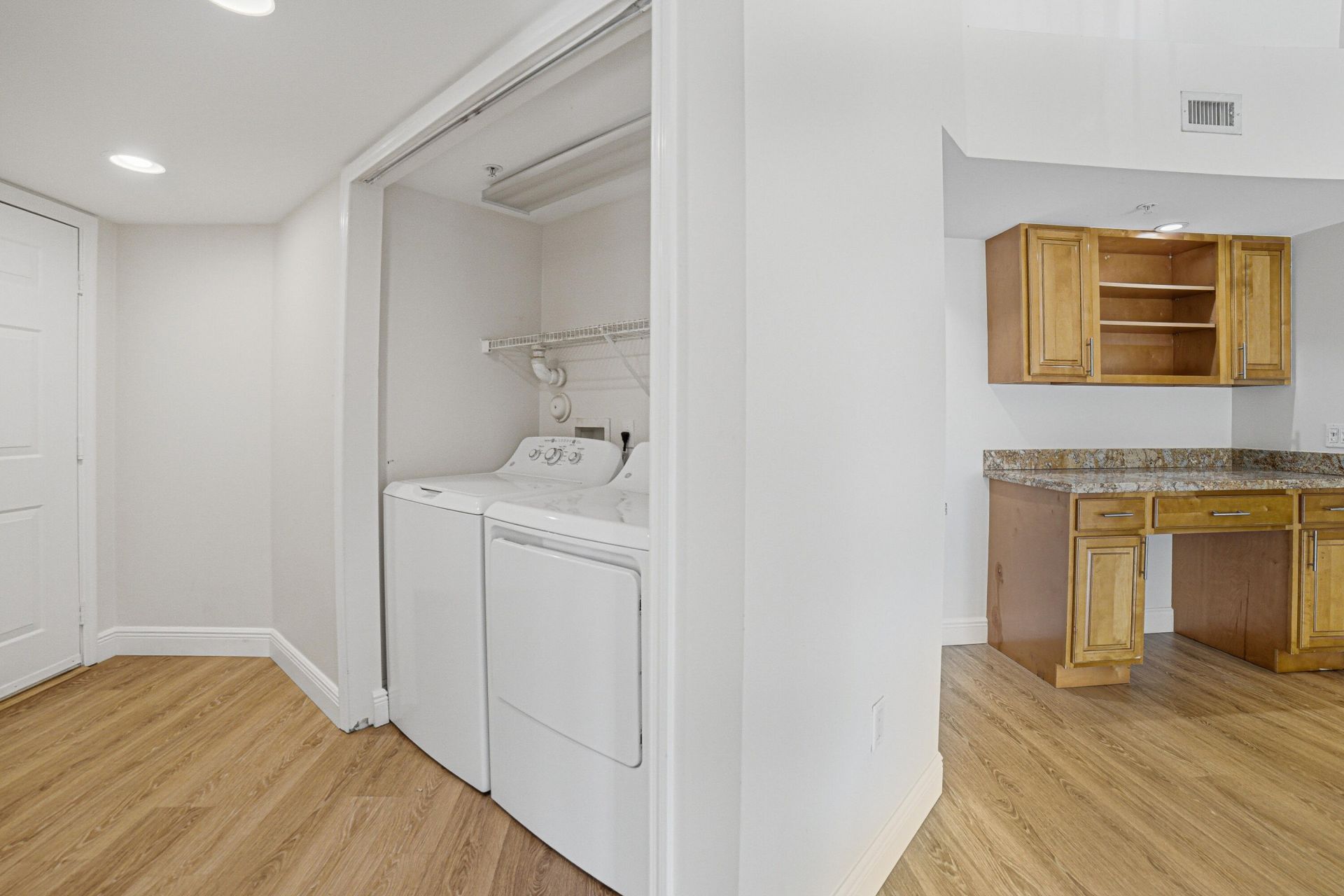 2009 SE 10th Avenue, Unit 309, Fort Lauderdale, FL 33316 Photo