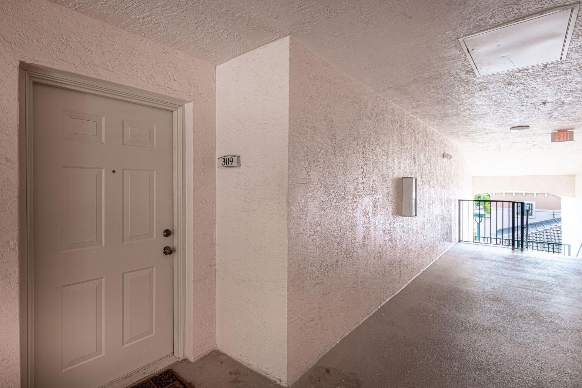 2009 SE 10th Avenue, Unit 309, Fort Lauderdale, FL 33316 Photo