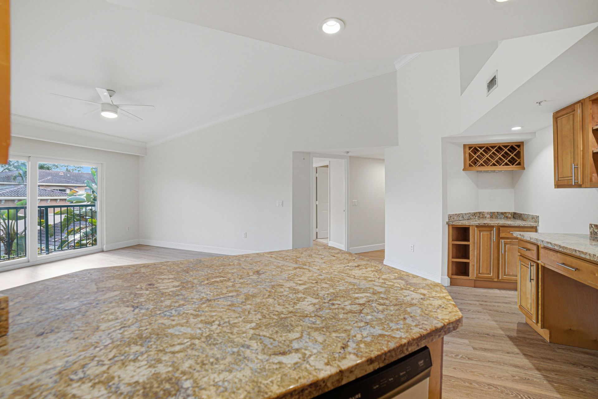 2009 SE 10th Avenue, Unit 309, Fort Lauderdale, FL 33316 Photo