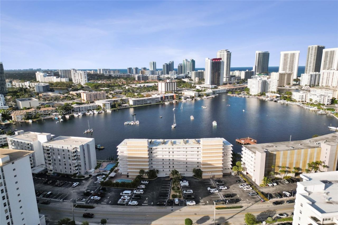 410 Golden Isles Dr , Unit 408, Hallandale Beach, FL 33009 Photo