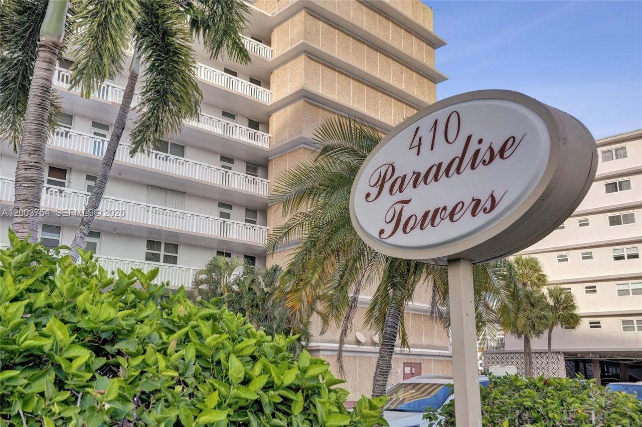410 Golden Isles Dr , Unit 408, Hallandale Beach, FL 33009 Photo