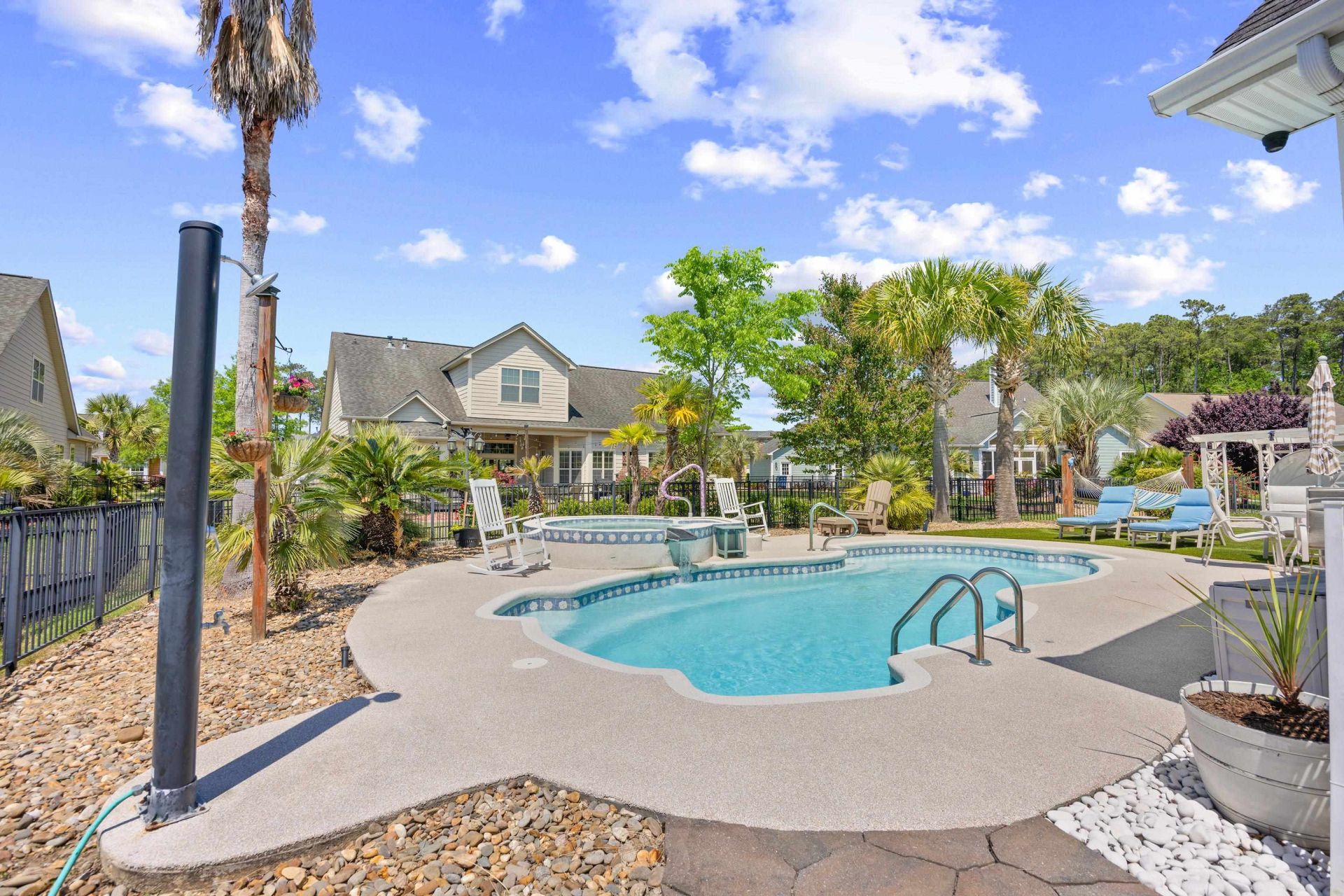 1121 Shire Way Photo 34