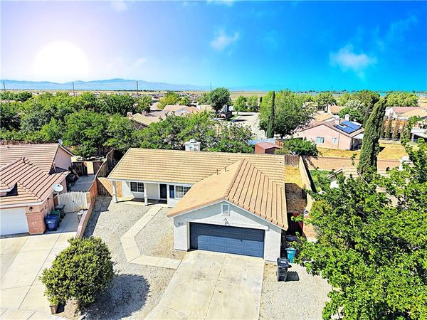 6056 Jamaica Court, Lancaster, CA 93536