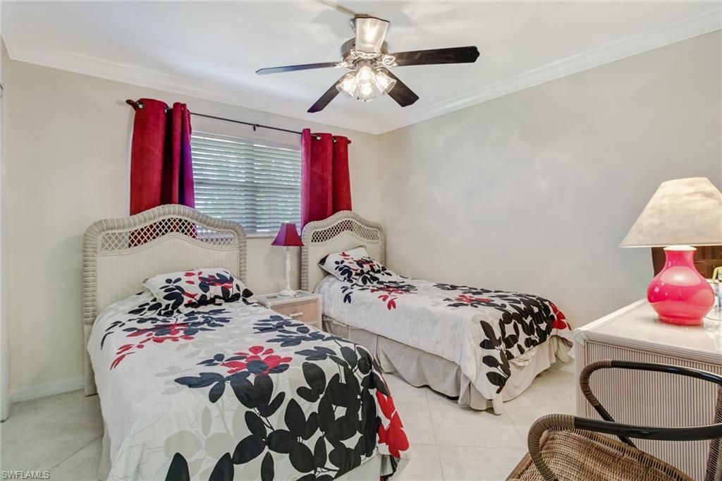 49 High Point Cir S, Unit 102, Naples, FL 34103 Photo