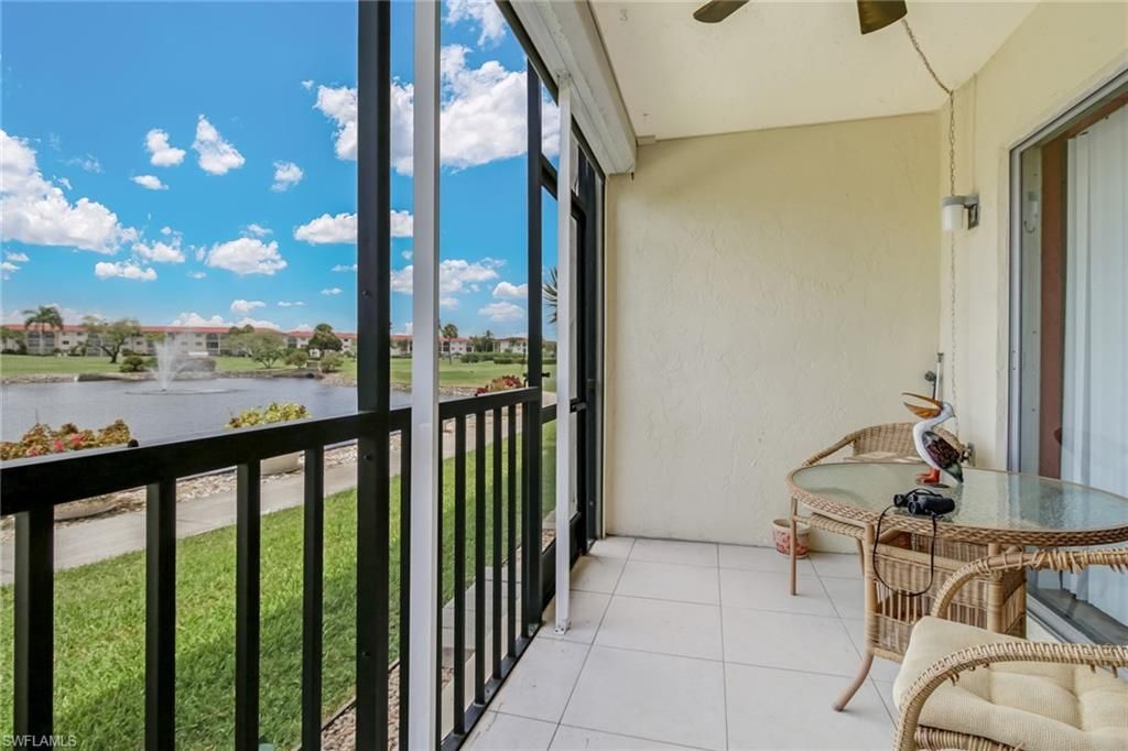 49 High Point Cir S, Unit 102, Naples, FL 34103 Photo