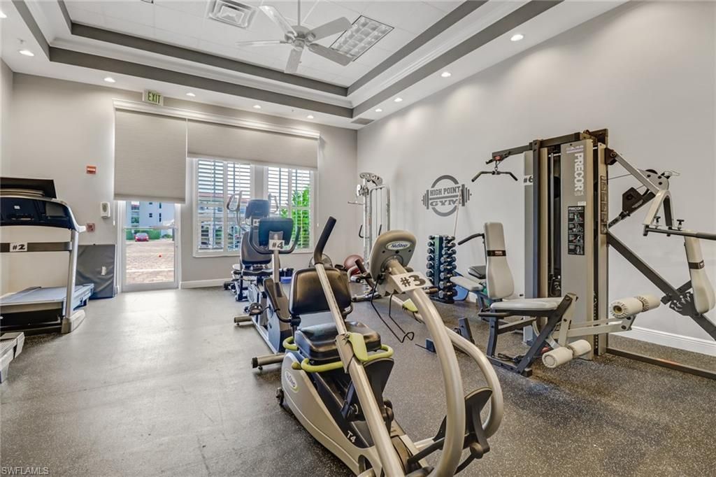 49 High Point Cir S, Unit 102, Naples, FL 34103 Photo