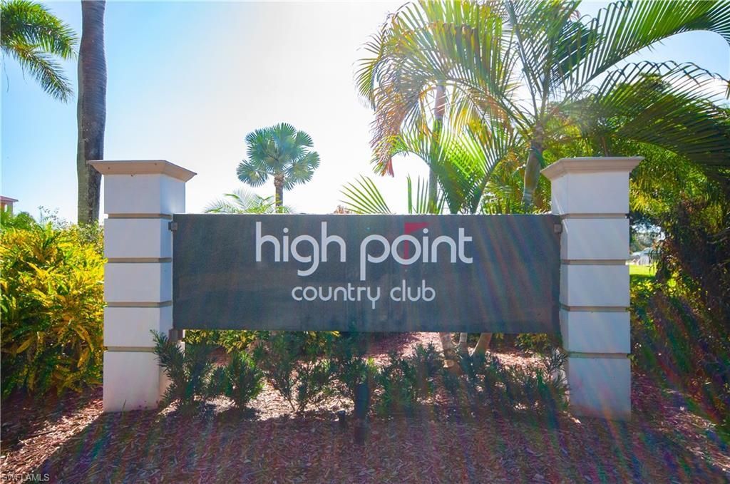 49 High Point Cir S, Unit 102, Naples, FL 34103 Photo
