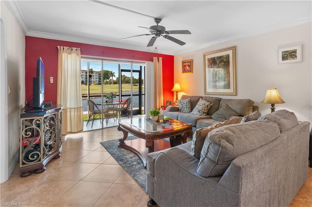 49 High Point Cir S, Unit 102, Naples, FL 34103 Photo