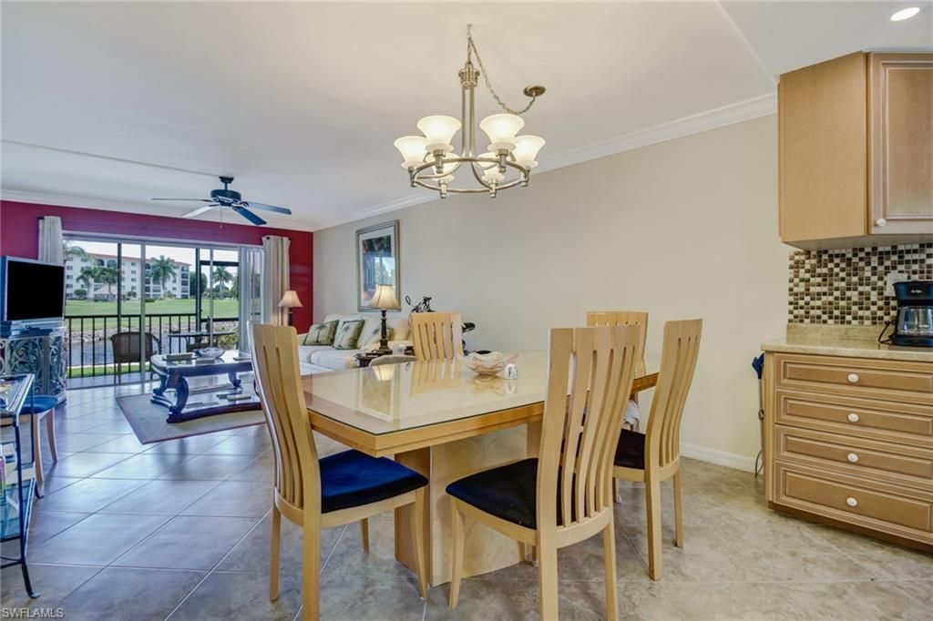 49 High Point Cir S, Unit 102, Naples, FL 34103 Photo