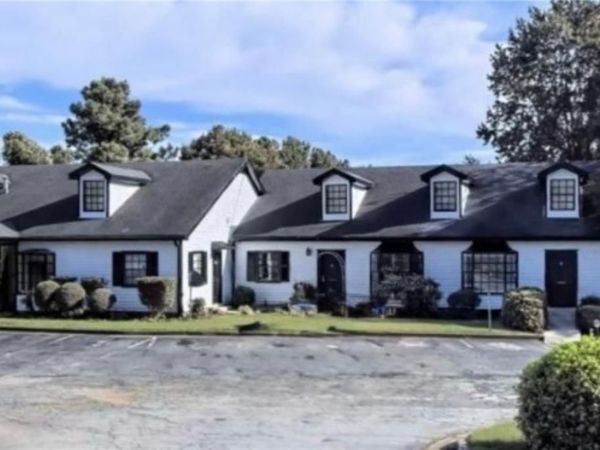 4759 Rockbridge Road, Stone Mountain, GA 30083