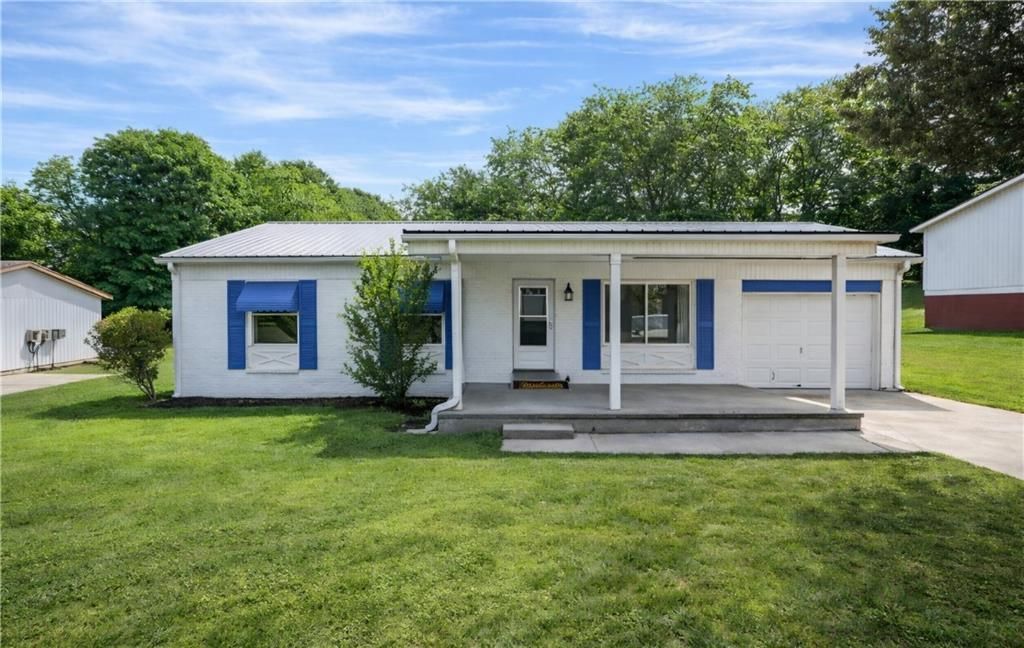 360 Martin Circle , Athens, GA 30601 Main Photo