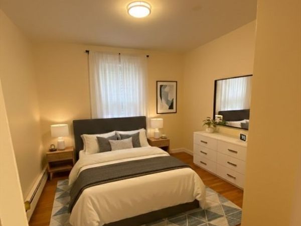 144 Chelsea Street, Unit 1R, Boston, MA 02128