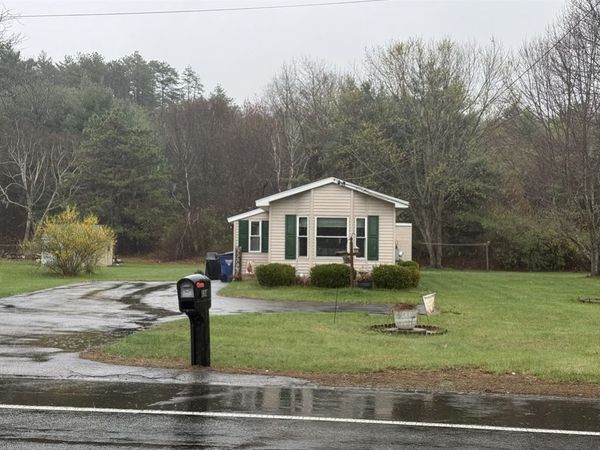 414 Palmer Rd, Ware, MA 01082