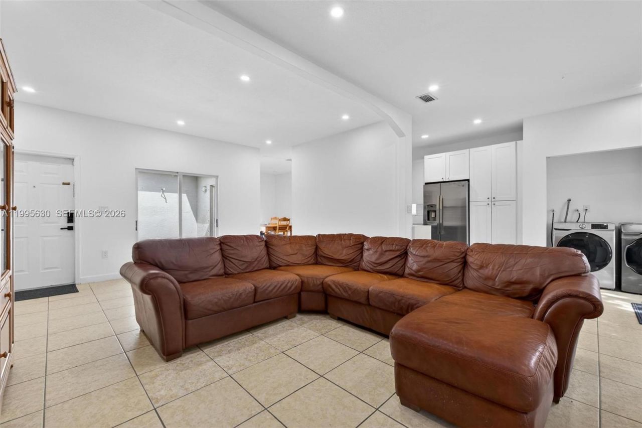 1281 NE 41st Pl , Homestead, FL 33033 Photo