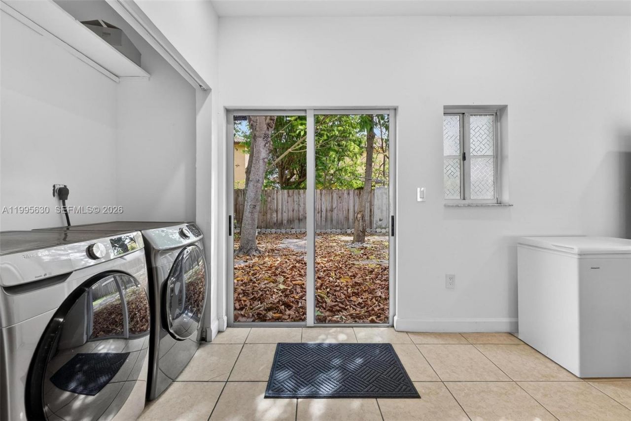 1281 NE 41st Pl , Homestead, FL 33033 Photo